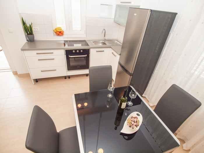Apartments Karlo Makarska Rom bilde