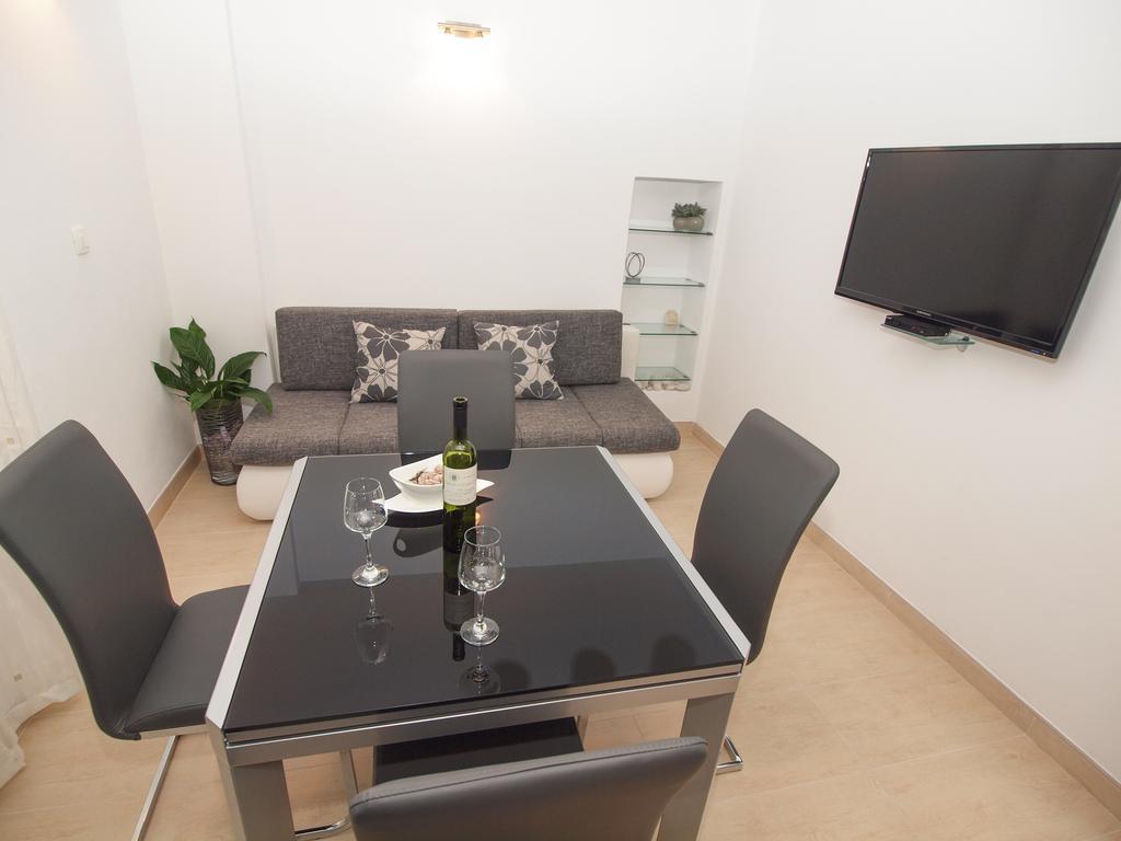 Apartments Karlo Makarska Eksteriør bilde