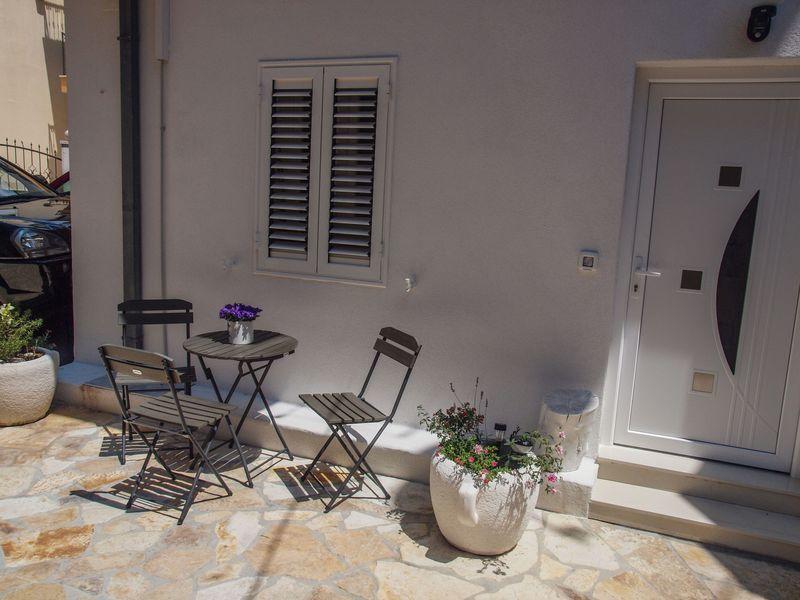 Apartments Karlo Makarska Rom bilde