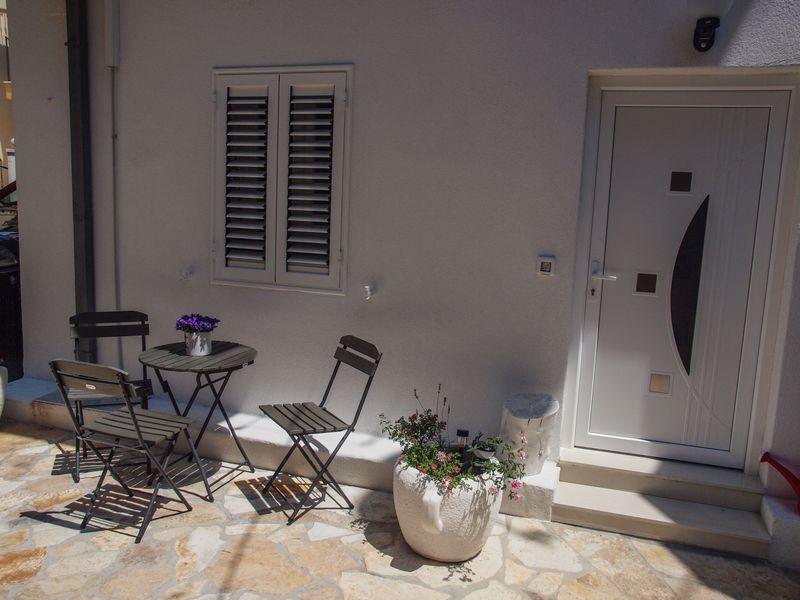 Apartments Karlo Makarska Rom bilde