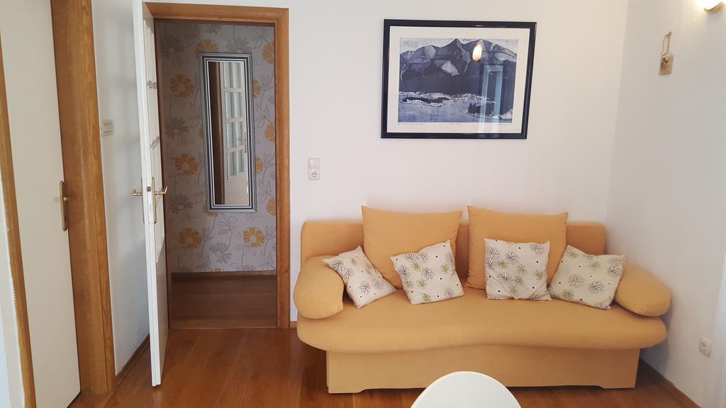 Apartments Karlo Makarska Eksteriør bilde